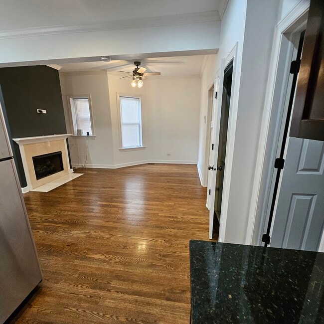 Photo - 3257 W Palmer St