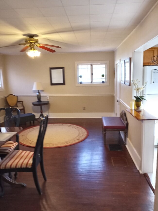 Photo - 714 S Wabash Ave