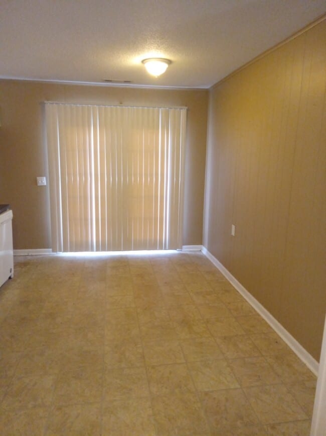 Photo - Pirate Cove Apartments 31-36 Unit 35