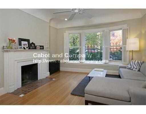 Building Photo - 330 Dartmouth St Unit 1B Rental