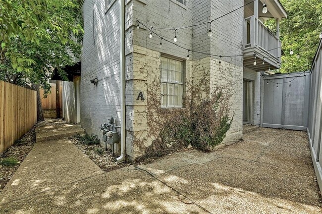 Photo - 2404 McCall Rd