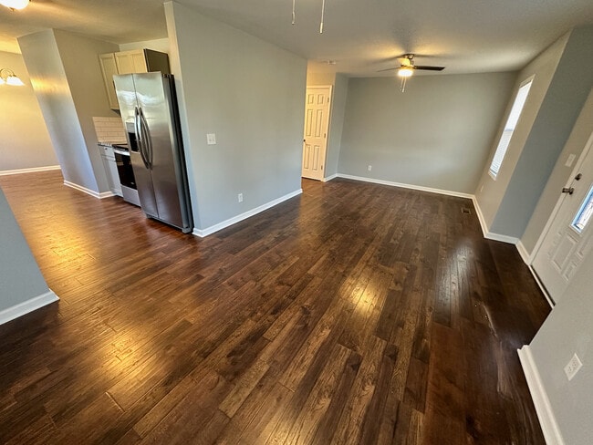 Photo - 1112 W Heerdink Ave