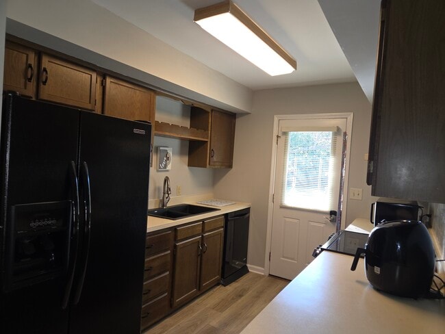 Photo - 5721 Gardenia Dr