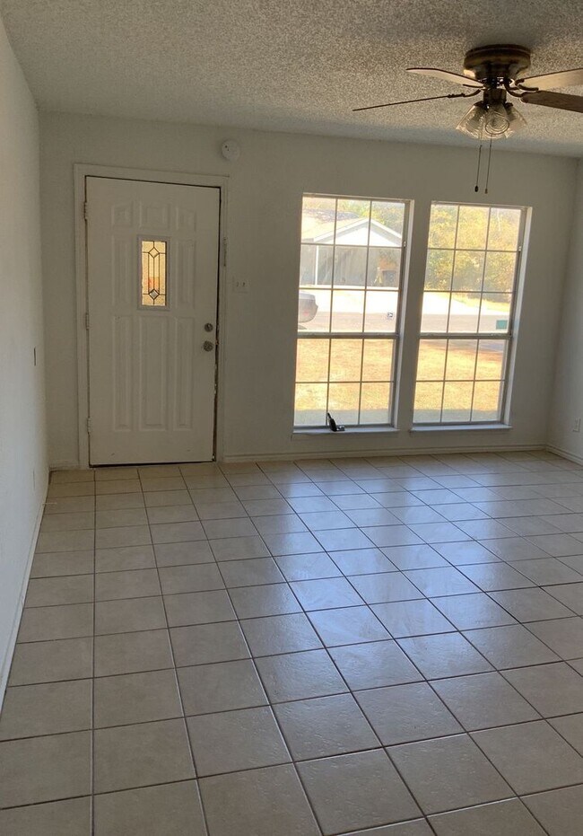 Photo - 1710-1712 Alamo Ave Unit 1710