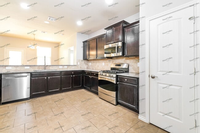 Photo - 9704 Squire Ln