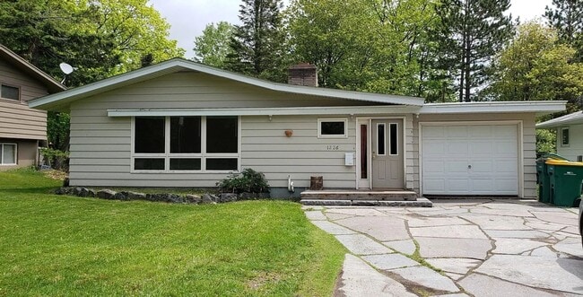 Building Photo - 1226 Missouri Ave