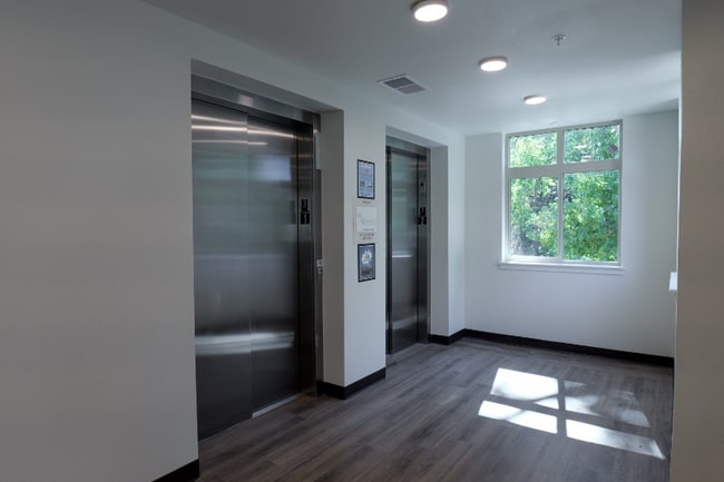 Photo - 225 Wadsworth Blvd Unidad 312