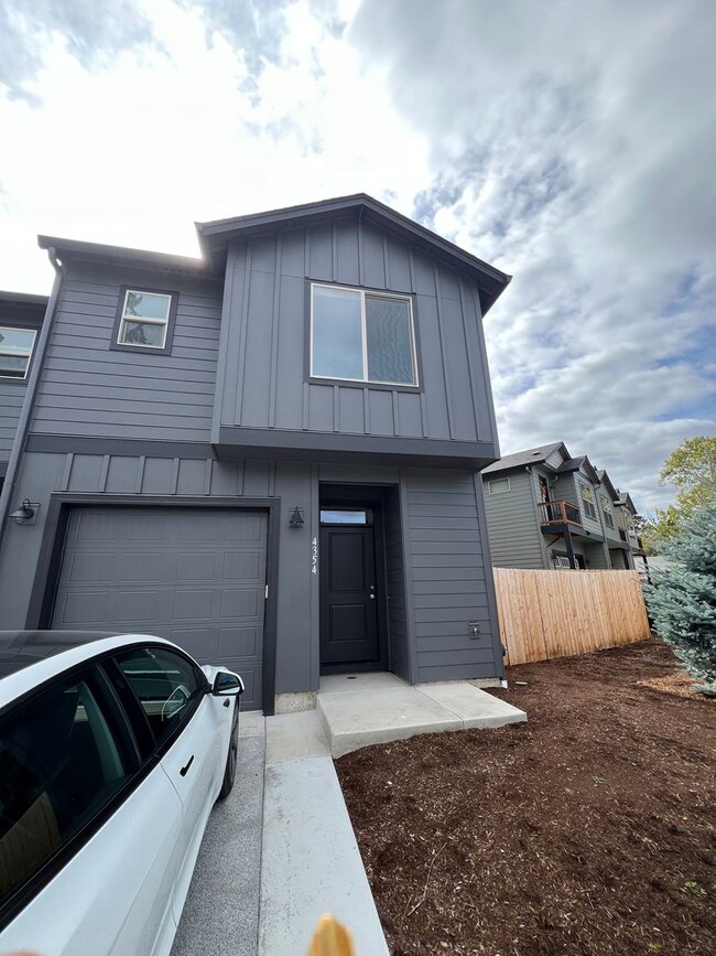 Brand new beautiful townhome in Vancouver! - Brand new beautiful townhome in Vancouver!