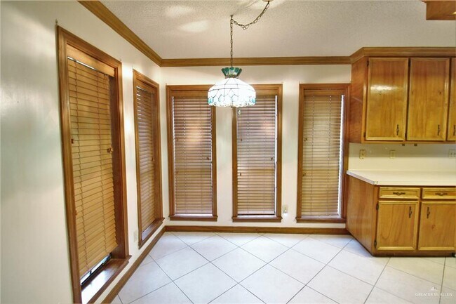 Photo - 12 Sabinal St