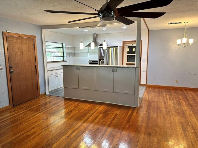 Photo - 3606 S Thatcher Ave