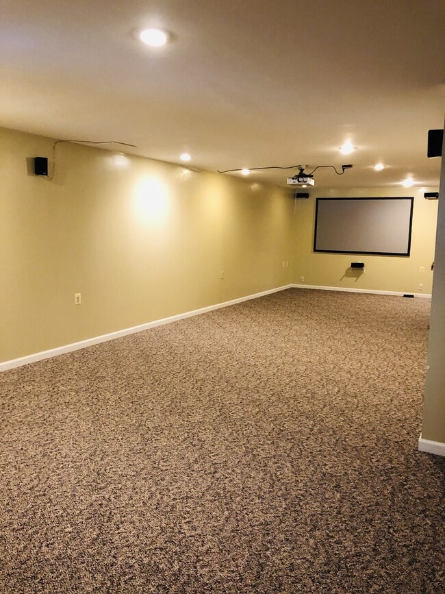 Photo - 40 Arbor Cir