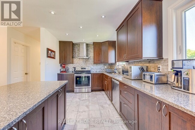 Photo - 4004 Midhurst Ln