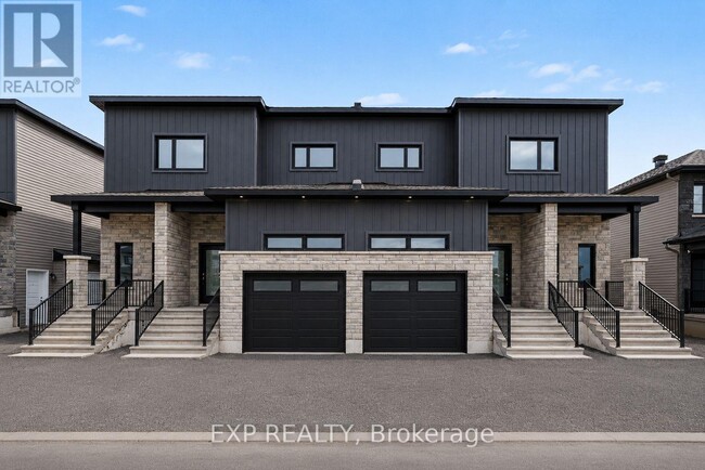 Photo - 480 Falcon Ln