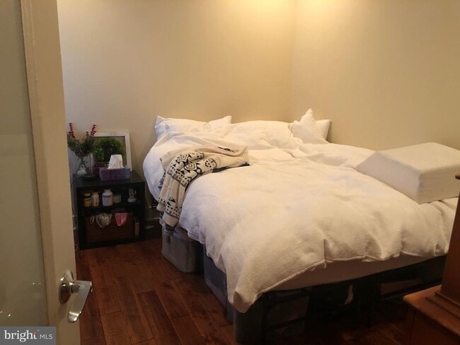 Photo - 131 S 13th St Unit 3R