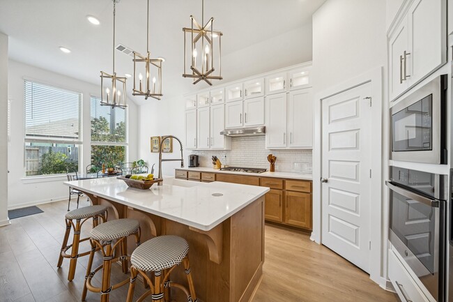 Photo - 30207 Gold Finch Pl