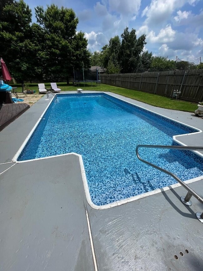 Photo - Gorgeous 3 BED, 2 BATH PLUS OFFICE WITH POOL!!!