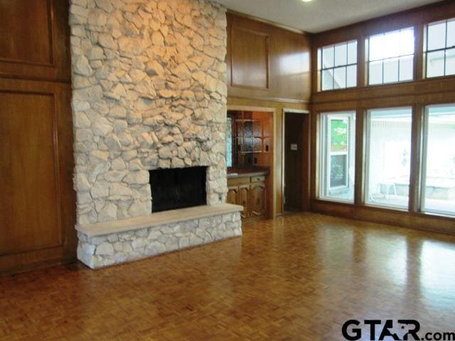 401 Woodland Hills Dr