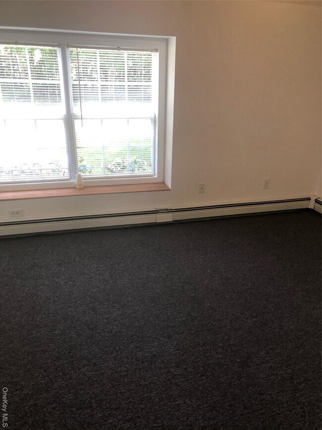 Photo - 126 Barraud Dr