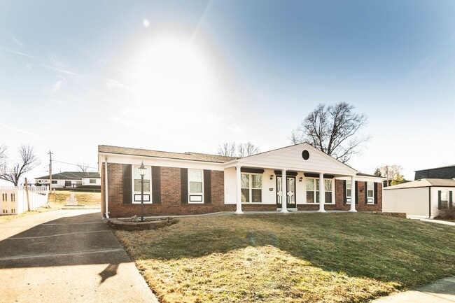 Photo - Beautiful 4 Bedroom 3 Bathroom South County Home