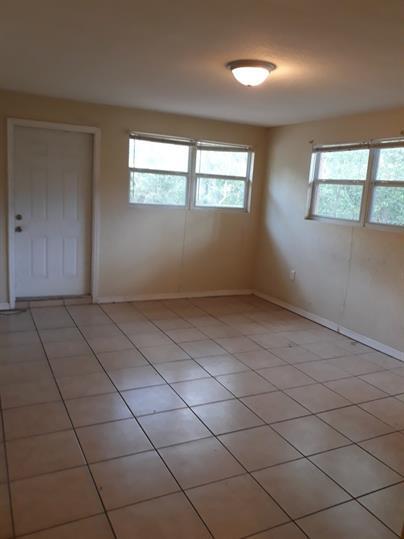 Photo - 1628 Crest Ave