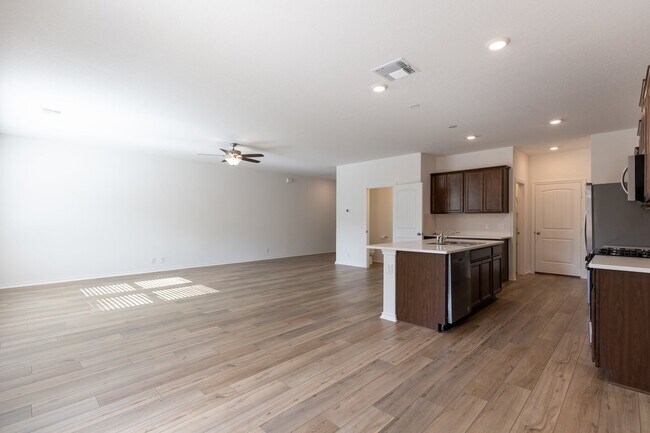 Photo - 6806 Prue Rd Unidad 35