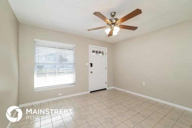 Photo - 4243 Cynthia St