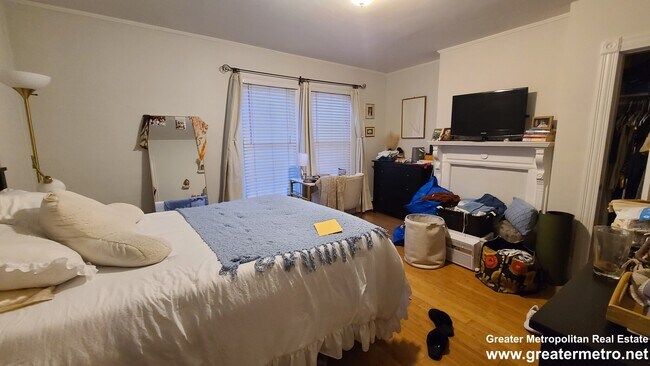 Photo - 764 E 8th St Unit 1