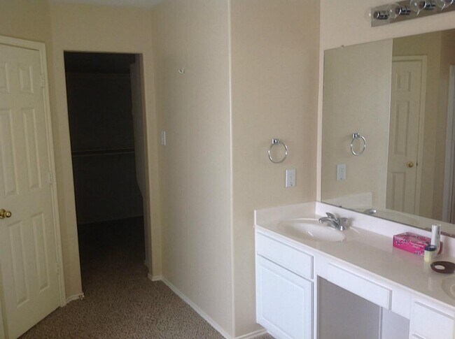 Photo - 3842 Flatwood Dr