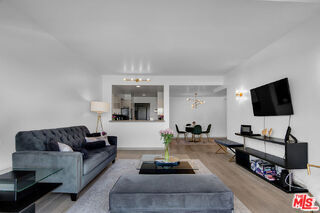 Photo - 1155 N La Cienega Blvd