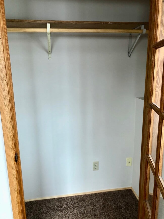 Photo - 902 W Lincoln Ave #2