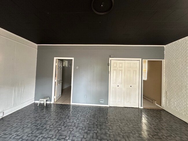 Building Photo - 4693 Horrocks St Rental
