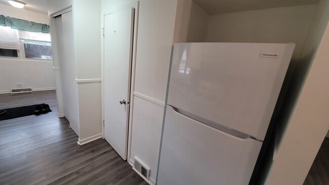 Photo - 288 Dover Ln