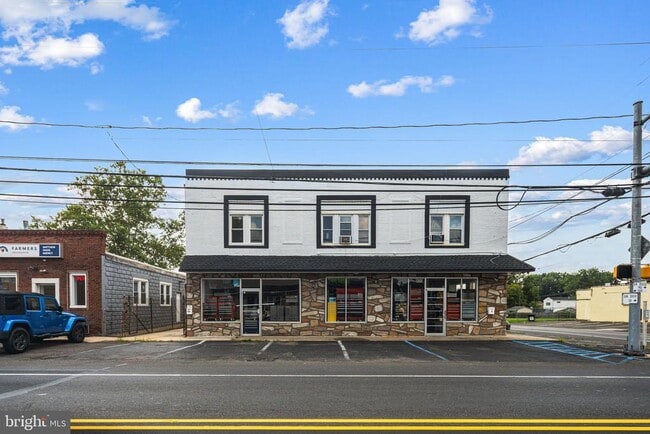Building Photo - 800 State Rd. Rental