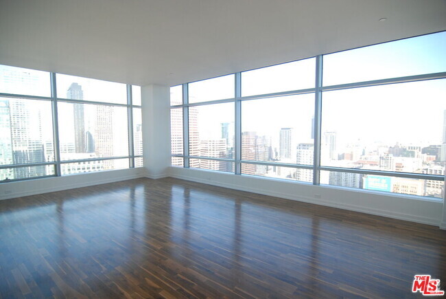 Building Photo - 900 W Olympic Blvd Unit 30K Rental