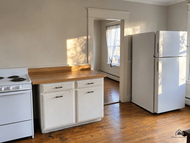 4 Oakhill Terrace Unit 2