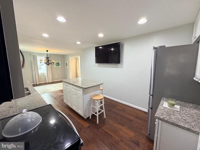 Photo - 8710 Pamper Ln