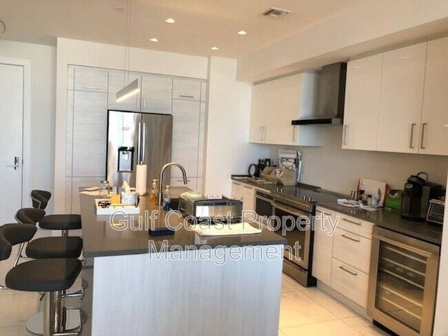 Photo - 111 S Pineapple Ave Unit 816