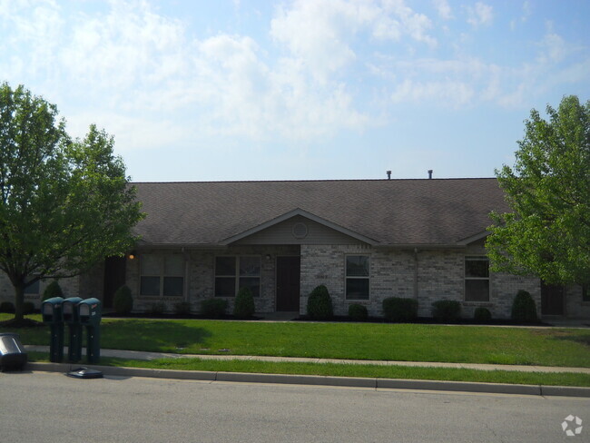 Building Photo - 2280 Shamrock Ln Unit 2280-C Shamrock Ln. Rental