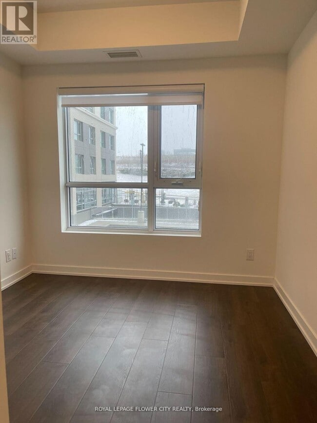 Photo - 56 Lakeside Ter Unité 211