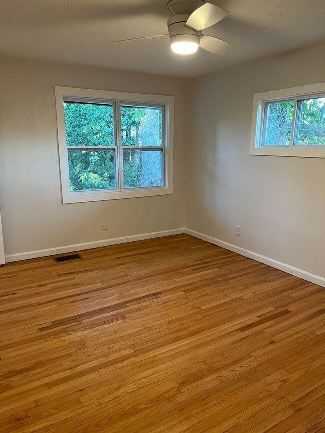 Photo - 111 Perrin Ave