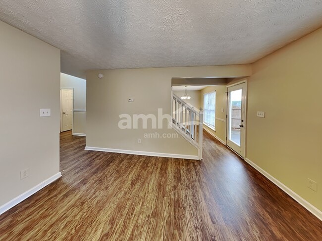 Photo - 201 Toulouse St