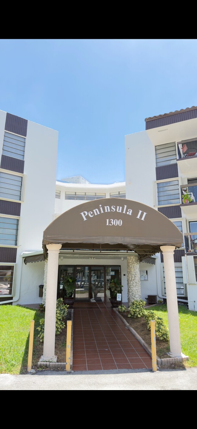 Photo - 1300 SW 122nd Ave Unit Peninsula condominium