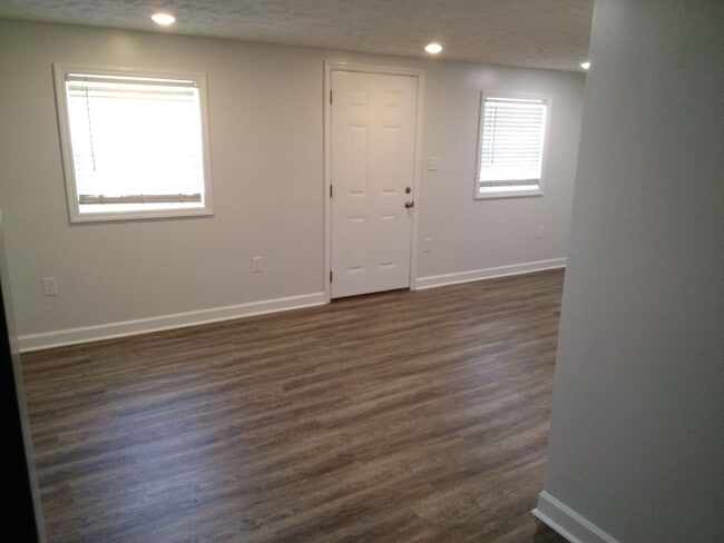 Photo - 618 Hiawatha Rd Unit B