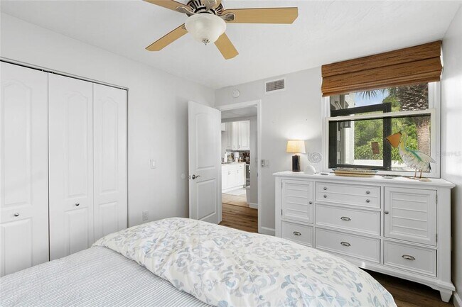 Photo - 440 Palm Tree Dr Unit N/A