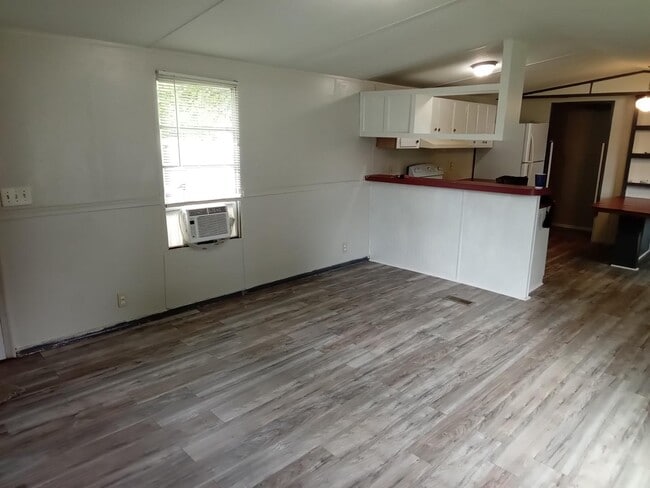 Photo - 2504 Winston Churchill Dr