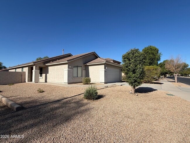13925 W Mauna Loa Ln