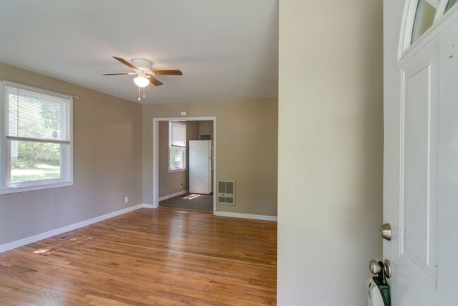 Photo - 430 Kelly Ln