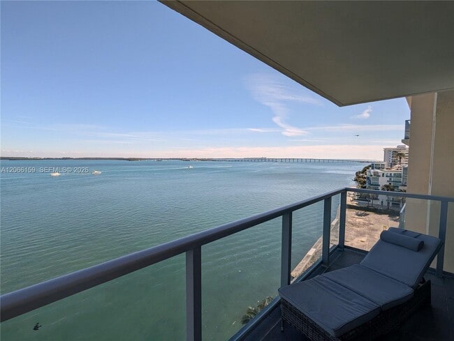 Photo - 1155 Brickell Bay Dr Unidad # 910