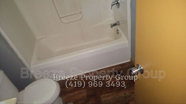 Photo - 1449 N Superior St