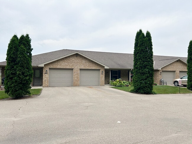 Photo - WARRINGTON ESTATES